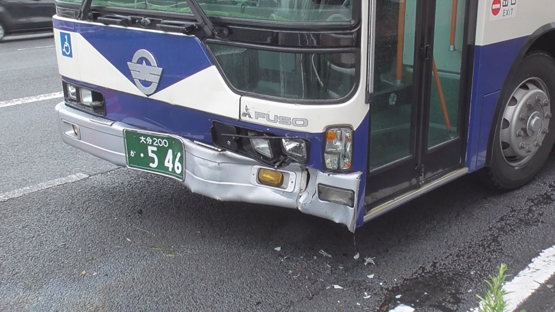 通勤ラッシュ時に…路線バスと軽乗用車が正面衝突 軽乗用車運転の男性が軽いけが 周辺は一時渋滞 Tosオンライン