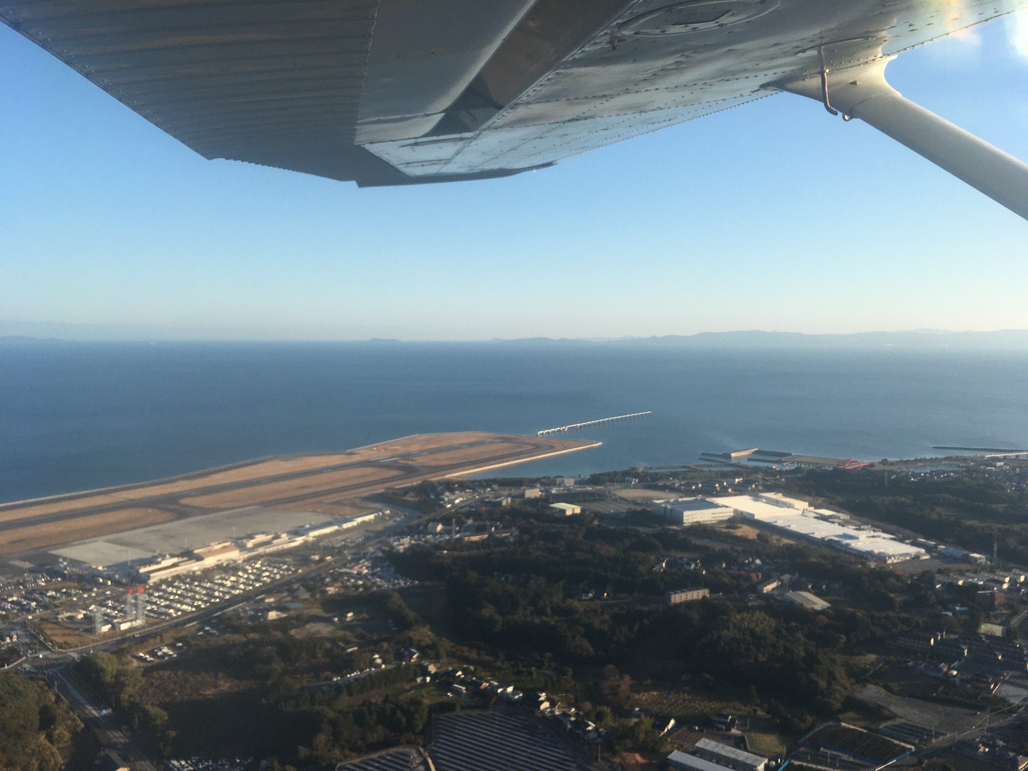 大分には３つの飛行場 空に近い 恵まれた環境を手軽に体験 Tosオンライン